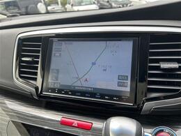 こちらオーディオ周りの写真になります。動作確認済みです。詳しい機能に関しましては装備欄を確認ください。車によっては多機能なナビなど、充実したオーディオがついている車両もあります。