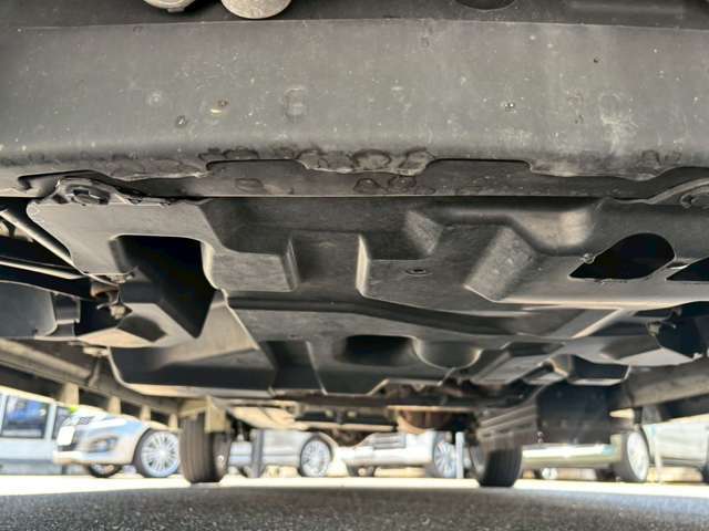 全車『修復歴なし』のお車のみ取り扱っております。仕入れの後、入庫後の車両チェックを行い、高品質なお車をご提供しております。