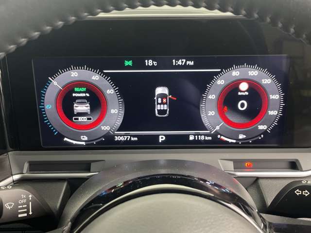 【スピードメーター】『スピードメーター』の画像になります。メーターがシンプルで見やすく運転しやすいですね！