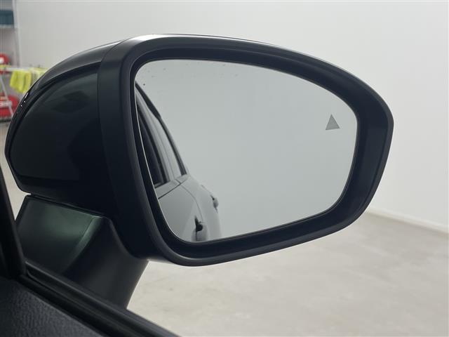 【ドアミラー】『外装：ドアミラー周辺』の画像になります。写真の内容に関してご不明点、ご質問等がございましたらお気軽にガリバー店舗までお問い合わせください。