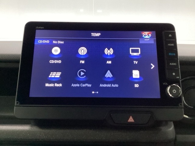 ナビ機能だけではありません、フルセグTVを視聴可能等、オーディオ機能も充実しています。