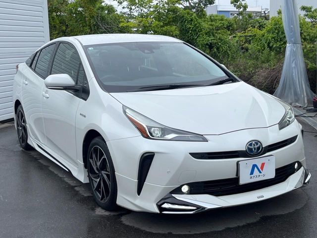 大好評のボディコーティング「弾スプラッシュコート」もご納車までに施工可能。通常のガラスコートと異なる、耐久年数6年の無機質ガラスコーティングが、ボディをキレイな状態に保ってくれます。