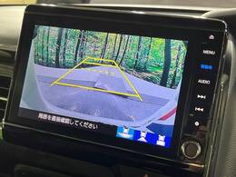 【バックカメラ】駐車時に後方がリアルタイム映像で確認できます。大型商業施設や立体駐車場での駐車時や、夜間のバック時に大活躍！運転スキルに関わらず、今や必須となった装備のひとつです！