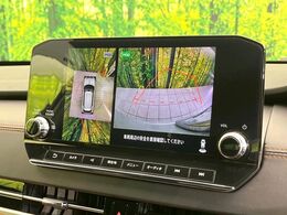 【マルチアラウンドモニター】専用のカメラにより、上から見下ろしたような視点で360度クルマの周囲を確認することができます☆死角部分も確認しやすく、狭い場所での切り返しや駐車もスムーズに行えます。