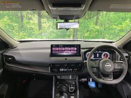 グループ総在庫数約30，000台！！全国の系列店からメーカー・車種問わずご紹介出来るので、あなたにピッタリのお車が見つかるはずです♪まずはお問い合わせ下さい☆