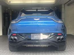 リアランプはスモークです。