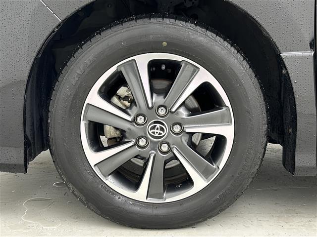 【純正16インチアルミホイール】専用のアルミなので、お車のイメージにぴったり！！社外のアルミやスタッドレスタイヤも取り扱いございます！！ドレスアップもカスタマイズもお任せください！！