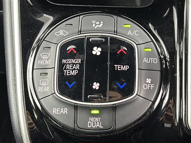 【オートエアコン】車内温度を感知して自動で温度調整をしてくれるのでいつでも快適な車内空間を創り上げます！