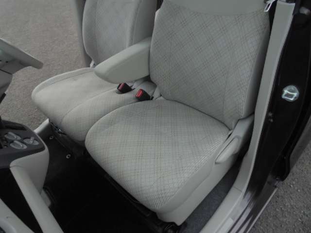 助手席シートの画像になります。