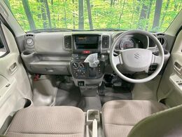 グループ総在庫数約30，000台！！全国の系列店からメーカー・車種問わずご紹介出来るので、あなたにピッタリのお車が見つかるはずです♪まずはお問い合わせ下さい☆