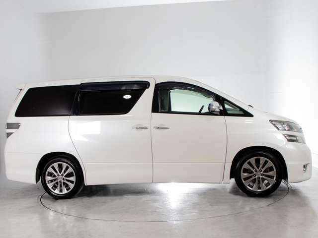 サイドビュー（ホイール交換・ダウンサス・車高調など)のカスタムも承っております