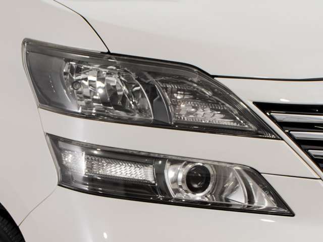 外装は大変綺麗な状態となります！細部に渡り担当スタッフが確認をさせて頂きますのでご安心下さいませ！さらにガラス系ボディコーティングの施工も可能です！詳しくは「CSオートディーラー」にて検索下さいませ！