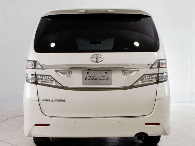 リアビュー（テールレンズのスモーク加工や社外テール、マフラーなど)のご希望もございましたらスタッフまでお気軽にご相談ください