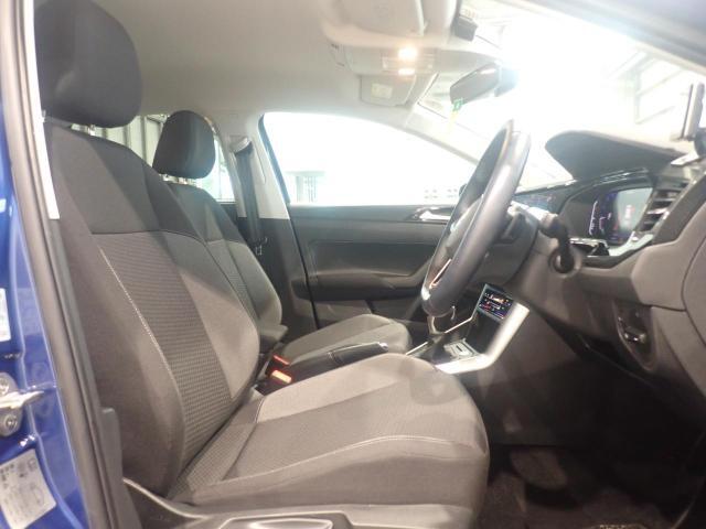 楽な姿勢で座ることが出来るので長時間の運転でも疲れにくいですし体もぶれにくいですよ。