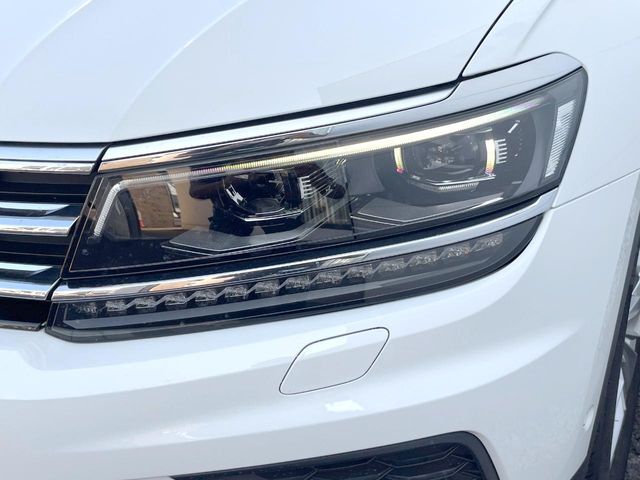 ●LEDヘッドライト：夜間走行時も良好な視界を確保し安心して運転できる高輝度LEDヘッドライトを装備！点灯速度が早く、消費電力も抑えられています。