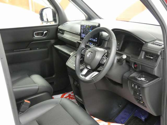 全国からNETを通してお問合せを頂いております。お申し付け頂ければ指定箇所の写真もお送りいたしております。遠方で現車をご覧になれない方は特に、メール、お電話にて、お気軽にお問い合わせくださいませ。