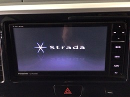 【オーディオ機能】ナビに一体のオーディオは、フルセグTVの他にDVD/CDプレーヤーを装備♪もちろんFM/AMラジオもお聞きいただけますよ♪