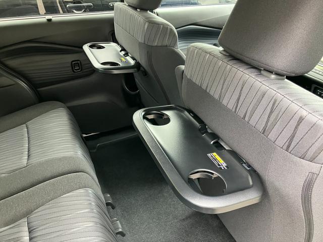 .スズキ認定中古車は、検査のプロであるスズキ認定検査員が車両をチェックし、「車両状態証明書」を発行。全車に保証が付いています！