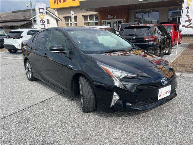 ■□■□■ アフターサービスも安心！！ 自社整備工場・自社鈑金工場・積載車を完備しておりますので、お客様のご購入後も手厚くサポートいたします！！  ■□■□■