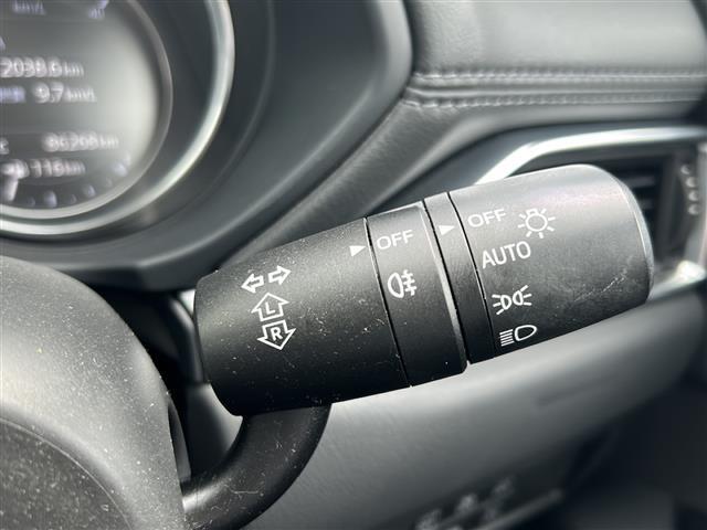ガリバーグループでは主要メーカー、主要車種をお取り扱いしております。全国約460店舗の在庫の中からお客様にピッタリの一台をご提案します。