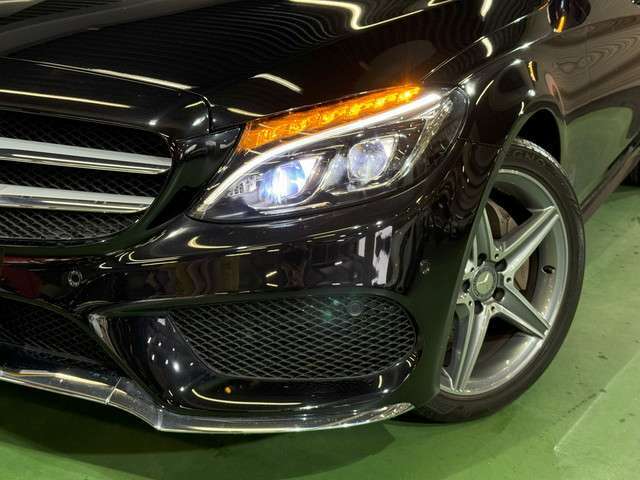 ★メルセデスベンツ C250 ステーションワゴン S205 スポーツ 2.0L 入庫です！●ヘッドアップディスプレイ！●赤本革シート！●エアバランスパッケージ（パフュームアトマイザー＆イオナイザー）！