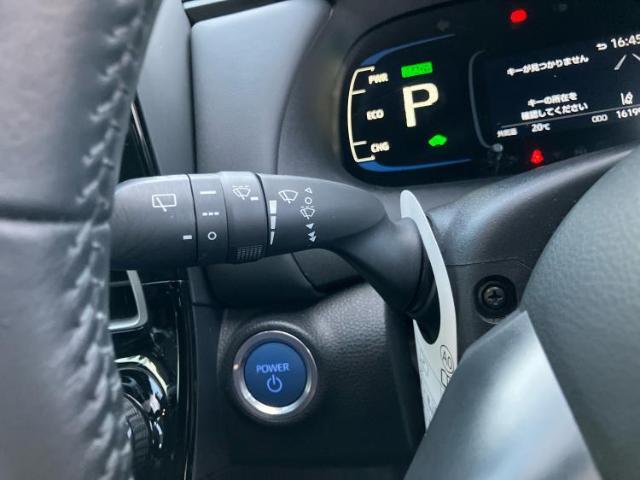 国産車から輸入車まで多様なお客様のニーズのお応えできるように、全国規模で豊富な在庫展開！車のことならWECARSへ！