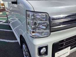 【ヘッドライト】視認性に優れています。対向車にも優しい光です。