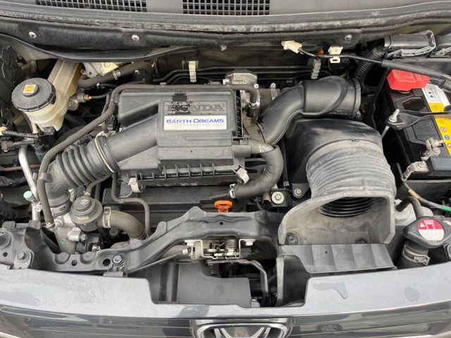 親切・丁寧な専門メカニックスタッフが応対！・車検・点検整備・事故等の修理などアフターサービスも安心。お車のカスタマイズもネクステージのサービススタッフまでご相談ください！