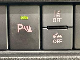 【スズキ　セーフティサポート】走行中に前方の車両等を認識し、衝突しそうな時は警報とブレーキで衝突回避と被害軽減をアシスト。より安全にドライブをお楽しみいただけます。