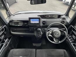 【インパネ全体】全方位で視界が広く、高い目線で運転もしやすいです！