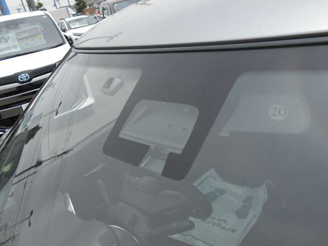 ☆セーフティサポート☆人も車も作動するデュアルセンサーブレーキサポート・車線逸脱警報＆制御機能・ふらつき警報・先行車発進お知らせ機能・標識認識機能・ハイビームアシスト機能☆