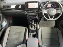 VW 認定中古車☆☆ボディー＆エンジンルームのクリーニング室内消臭抗菌コートをおこなっています