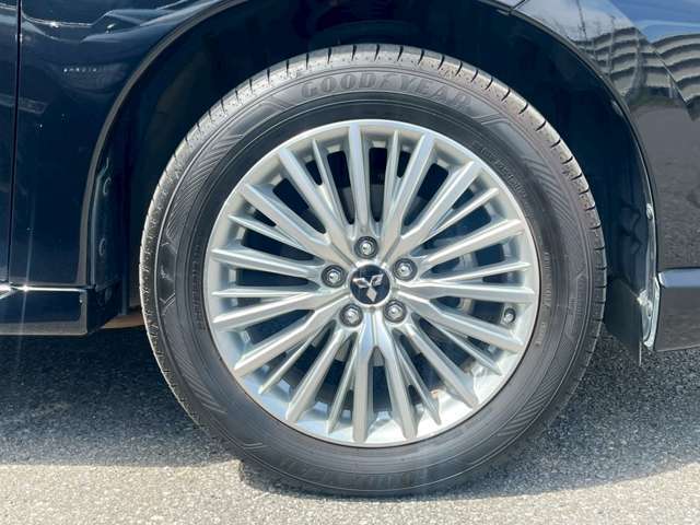 アデランテは全車支払総額を提示しております！支払総額は諸経費が全て込みの乗り出し価格です！