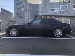 お車のこと、お店のことなど何でもお気軽にお尋ね下さい☆