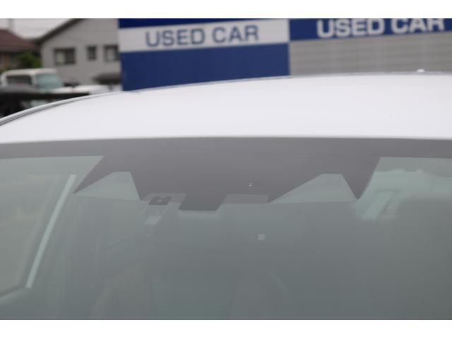 安全・安心！運転支援システム！アイサイト付き。ステレオカメラで常に前方を監視し、必要に応じてブレーキなどの制御を行う支援システムでドライバーの安全運転をサポートします。