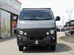 「GORDON　MILLER」はオートバックスが提案するアウトドアをメインに据えたブランドです。キャンピングカーほどガチじゃなく程よくオシャレにこだわりたいあなたに向けたブランドです。車中泊にも対応しています。