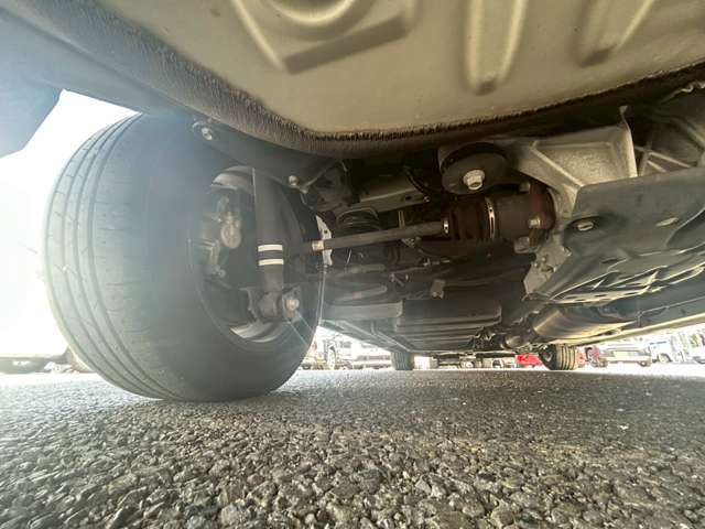 当社で整備の車両には4ヶ月の消耗品も含む無料保証付き☆オプションで1年または2年の延長の保証（更新可能）もご用意☆遠方のお客様でも安心♪お近くのディーラーさんにて保証修理をお受け出来ます☆