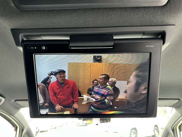 キッズコーナーにはうれしいTVゲームを設置♪おむつのストックやおむつ交換台もご用意しておりますので、小さなお子様連れでも安心してお越しください。
