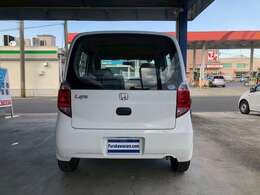 お車に詳しくないお客様でも弊社スタッフがご納得いただけるまでご説明いたします。皆様のご来店を心よりお待ちしております。