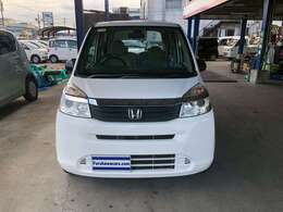 この度は当店のお車をご覧になっていただき誠にありがとうございます。当店ではご購入1ヶ月後に無料にて点検を実施いたしております。アフターもお任せください！