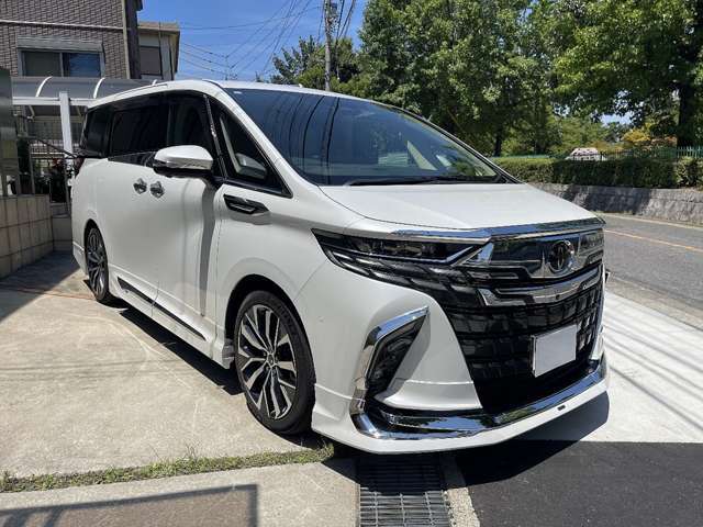 弊社ではエンジンオイル、オイルエレメント、ワイパーゴムは消耗頻度に関わらず新品に交換致しております。お客様に快適なカーライフをお届け出来ます様、納車整備の妥協は致しません。