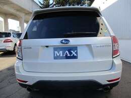 バックカメラも付いてます。