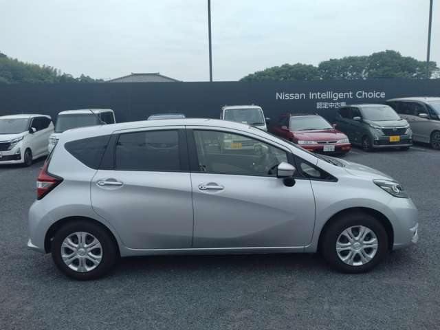 全国の日産ディーラーにて保証対応が可能です。お近くのお客様はもちろん遠方のお客様もご安心ください。