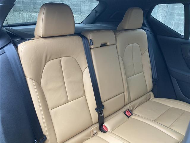 メンテナンスパックはご購入時だけのお得な点検・整備パック(有償)。点検コースと車検コースがございます。詳しくは店舗コーディネーターまでお問い合わせ下さい。