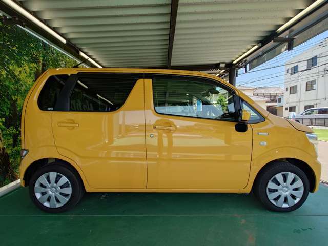 ■掲載車両以外にも在庫がたくさん！■　カーセンサーで希望の車両が見つからなくてもぜひお問い合わせ下さい。お電話でもかまいません。販売スタッフが全力でご希望のお車をお探しいたします！