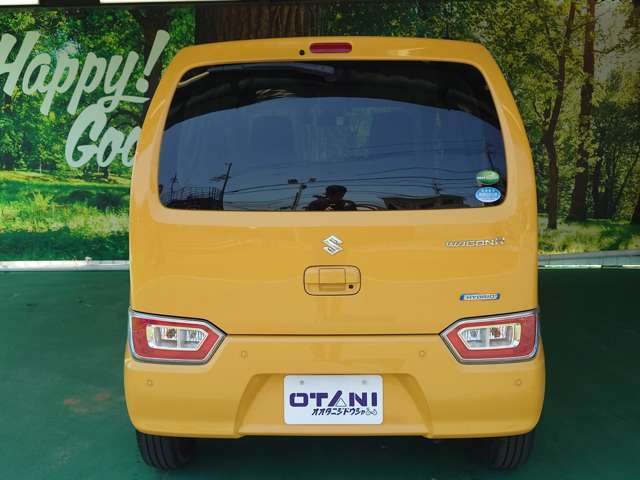 ■親切・丁寧な接客をお約束■　初めてお車のご購入を検討されている方や、お車についてあまり詳しくない方にも分かりやすい接客を心掛けております。女性営業スタッフも在籍！購入に不安がある女性の方もぜひ♪