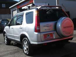 支払総額には整備・法定・諸手続費用すべてが含まれております。圏内登録（多摩・八王子・横浜・相模）であれば店頭乗出し金額！圏外の方も店頭納車なら、北海道全域から本州全域＋2万円でOK！