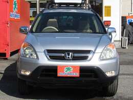 ヘッドライトは磨き上げてピカピカです。　純正HIDヘッドライト　純正フォグランプも装備　LEDフォグも販売中