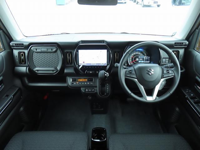 広いガラスエリアと高めなヒップポイントで見通し良好☆