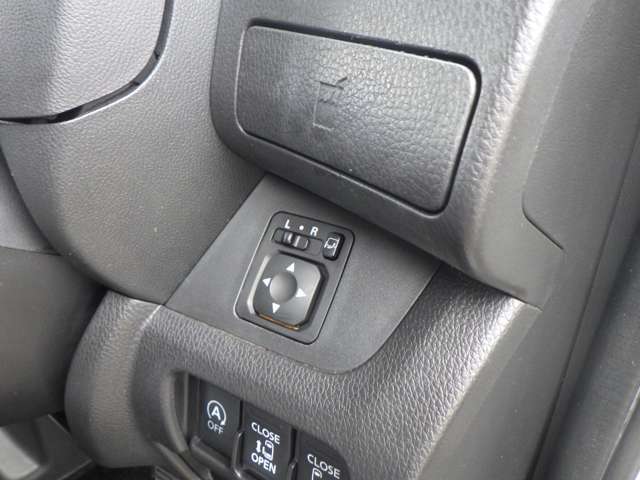 下取り査定・愛車の引き取りも可能です。廃車費用・引き取り手数料等一切頂いておりません！まずはお気軽にご相談下さい。